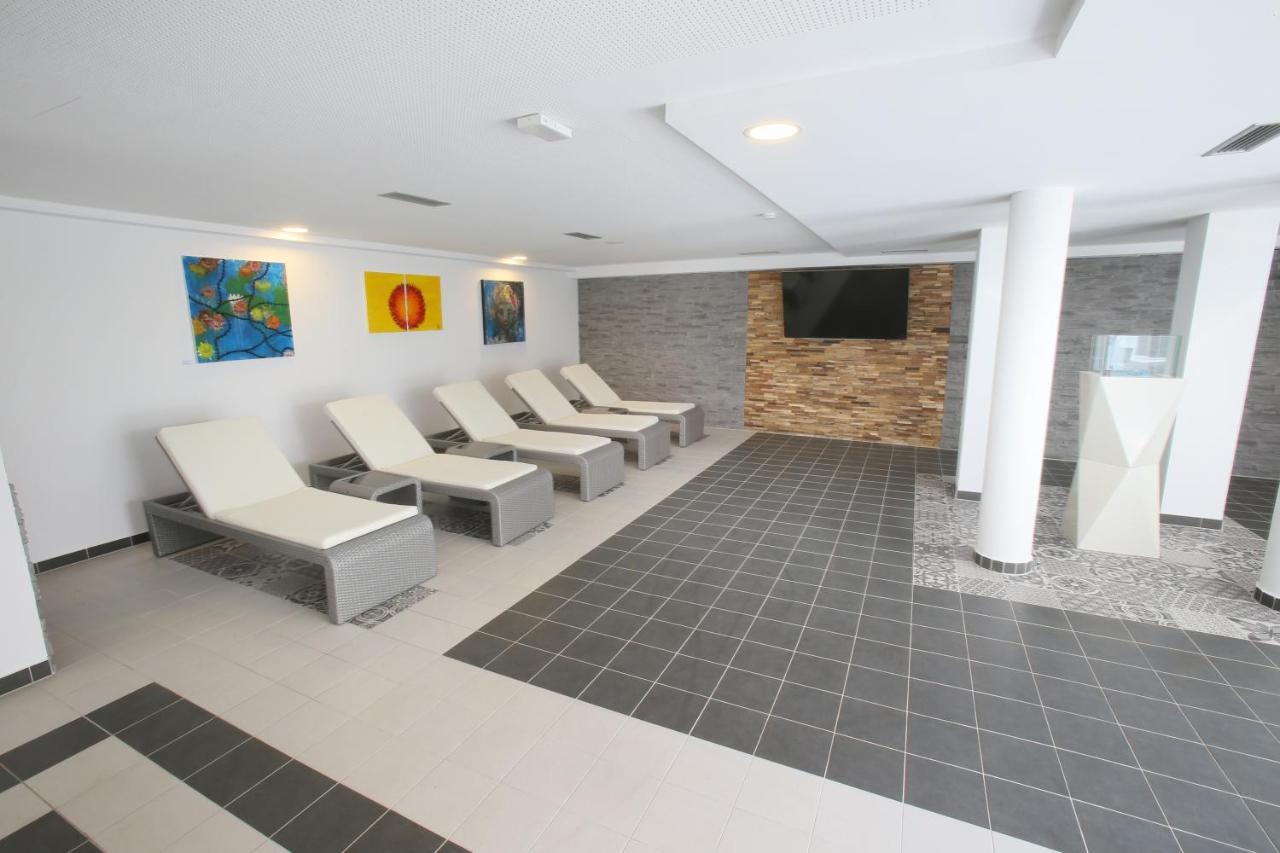 25H Spa-Residenz Pools In & Out, Private Garden & Beach Neusiedl am See Eksteriør bilde