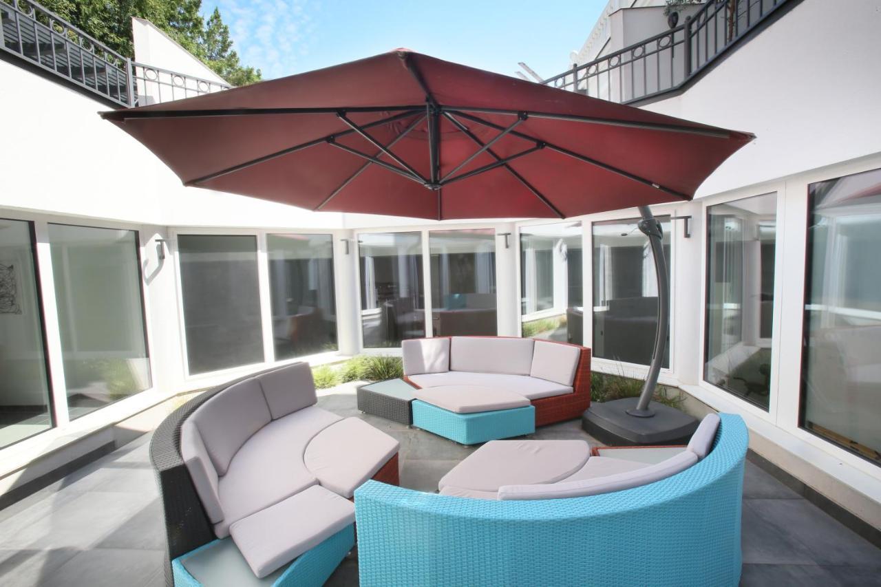 25H Spa-Residenz Pools In & Out, Private Garden & Beach Neusiedl am See Eksteriør bilde