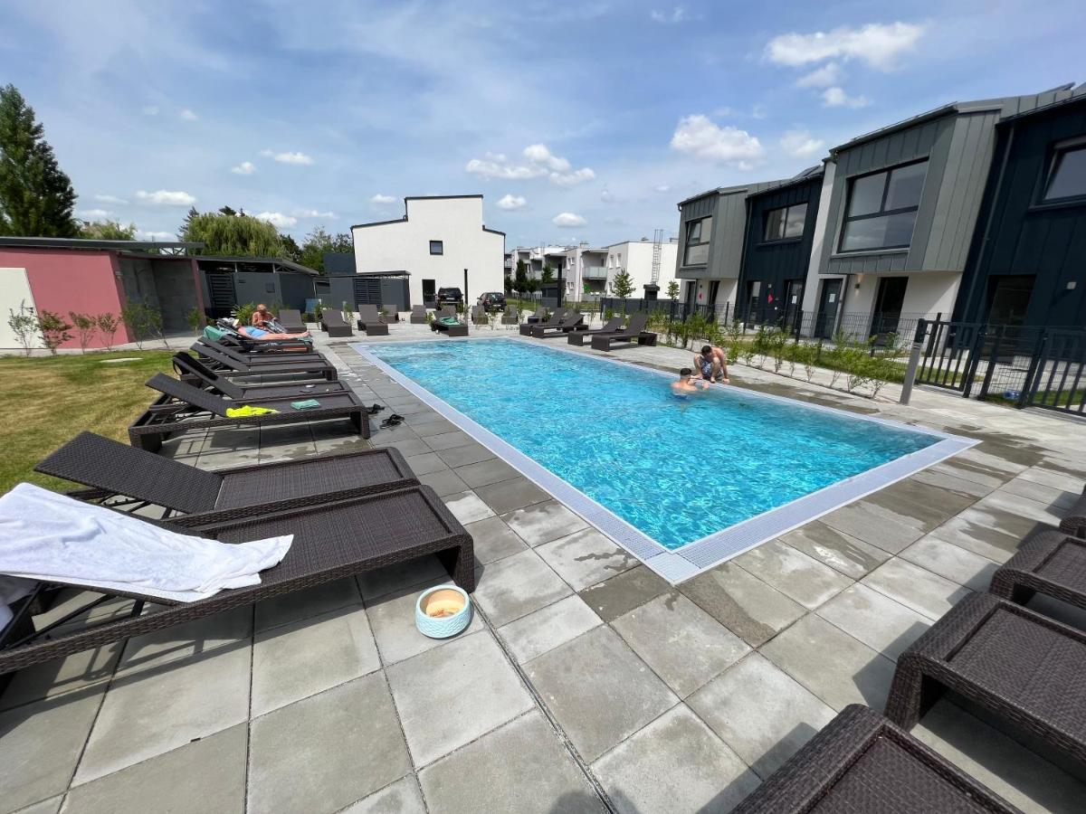 25H Spa-Residenz Pools In & Out, Private Garden & Beach Neusiedl am See Eksteriør bilde