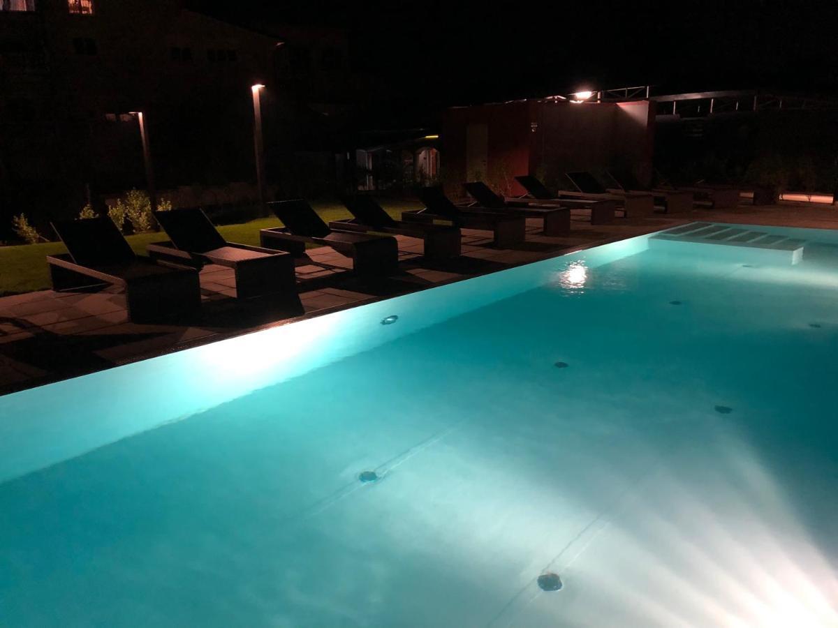 25H Spa-Residenz Pools In & Out, Private Garden & Beach Neusiedl am See Eksteriør bilde